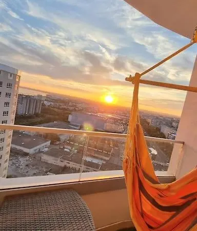 Park Apartment *